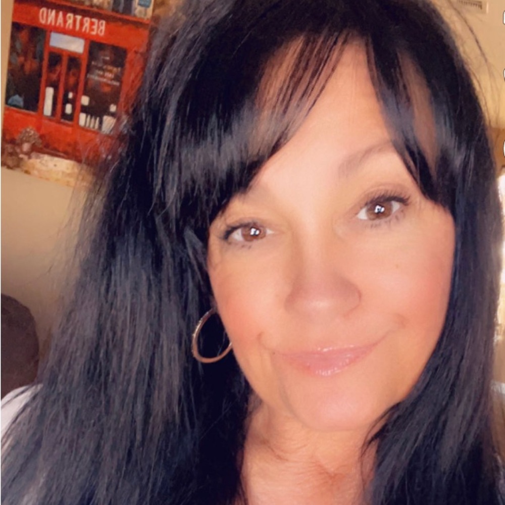 Meet your Posher, Cindy